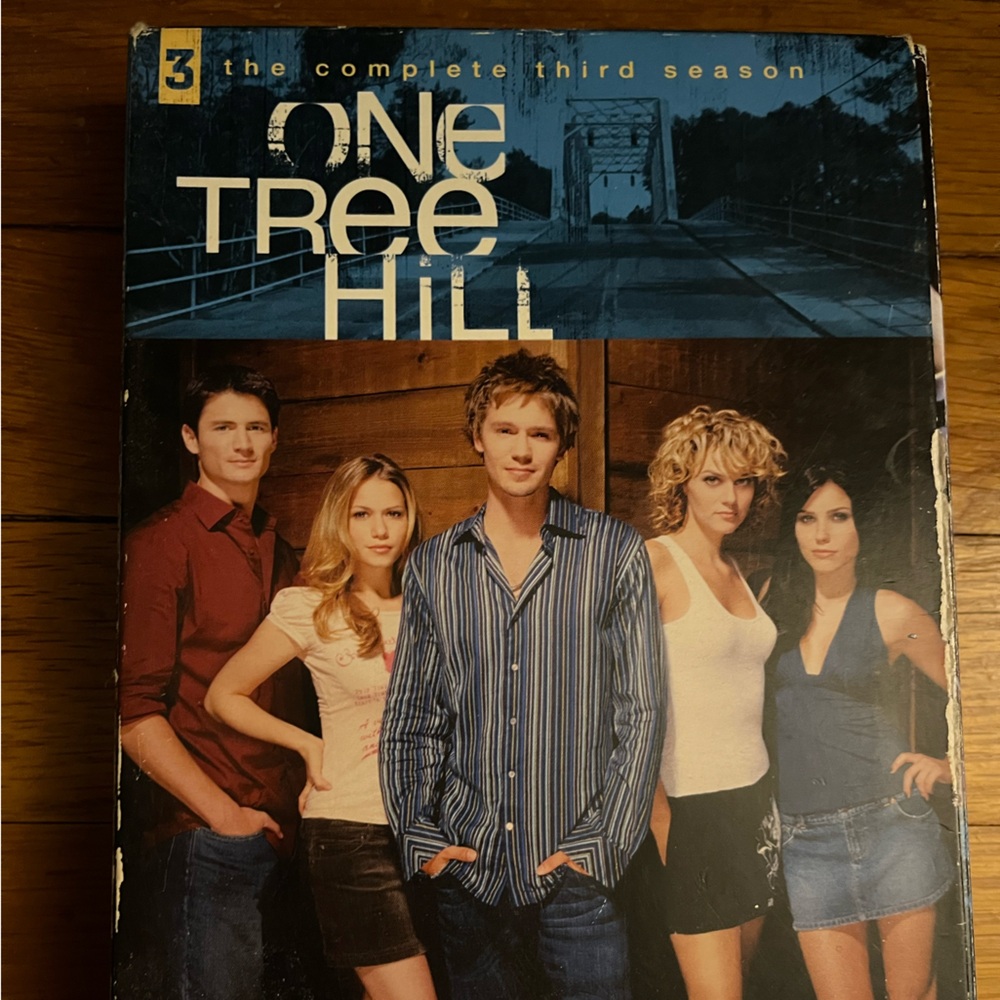 One Tree Hill Complete Season 3